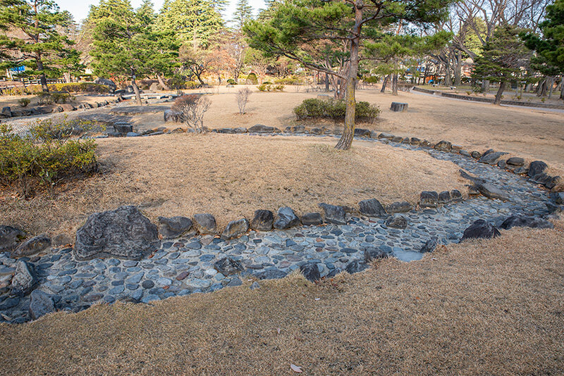次第に石は小さくなっていく
