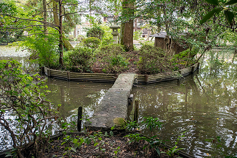 阿自岐神社庭園