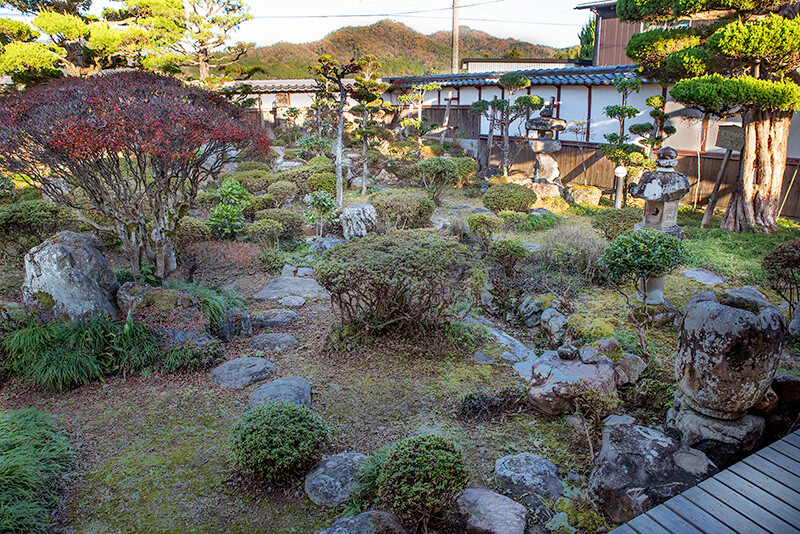 全体的に平面である庭園