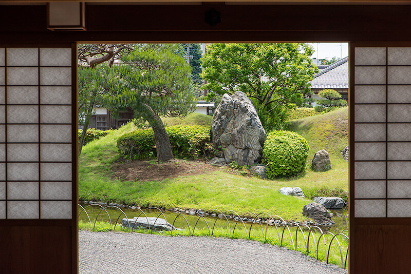 立石と赤松