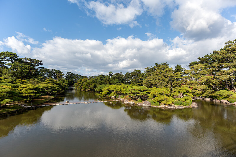 八景池