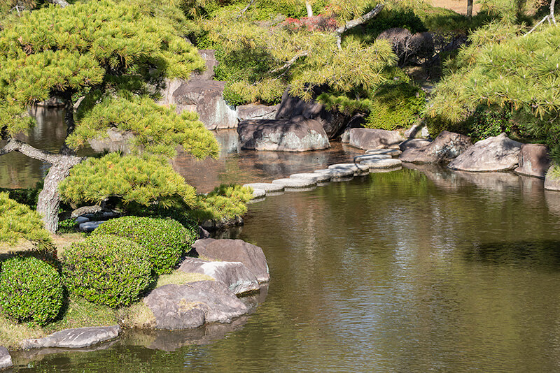 八景池