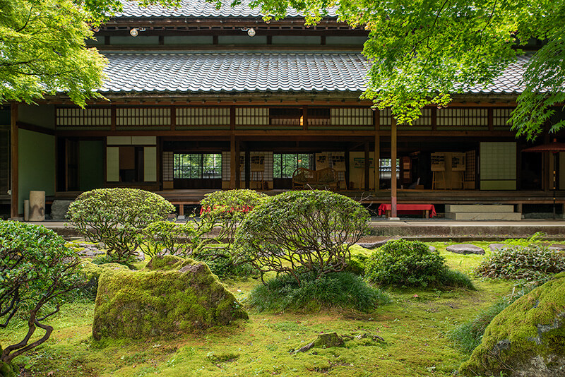 枯山水から書院を撮影