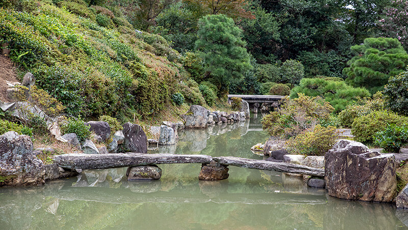 青石による石橋