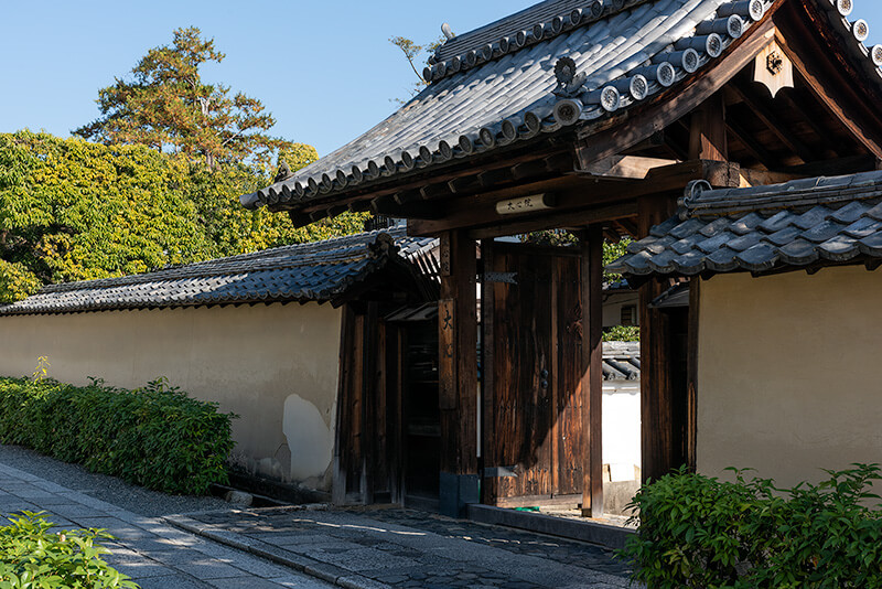 大心院　山門