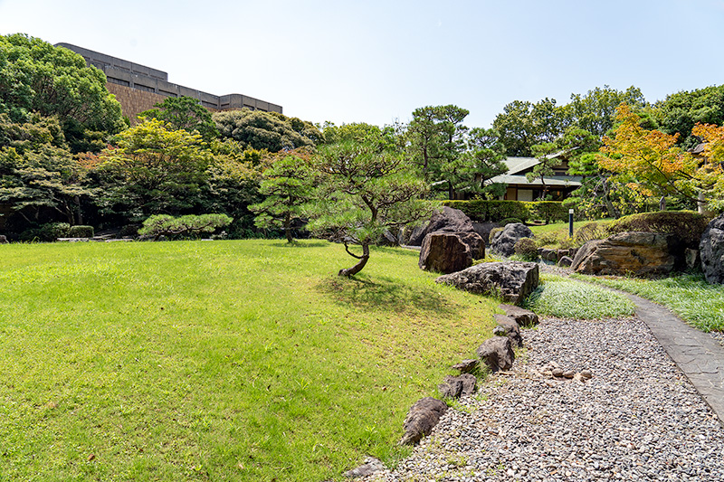 池泉回遊式庭園