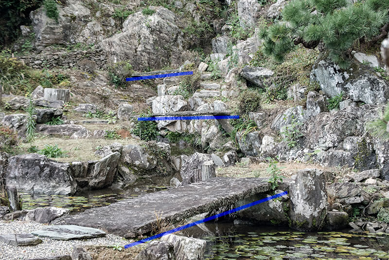 薄い上品な石橋