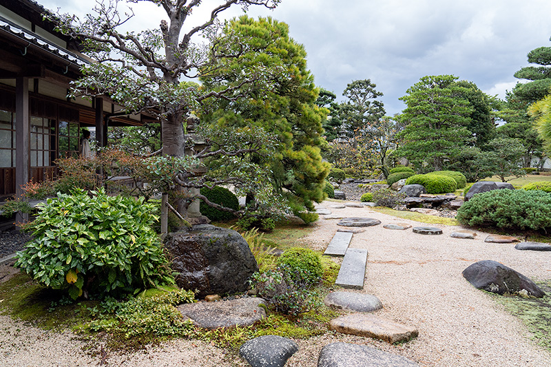 羽根屋