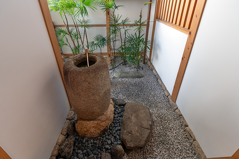 手水鉢