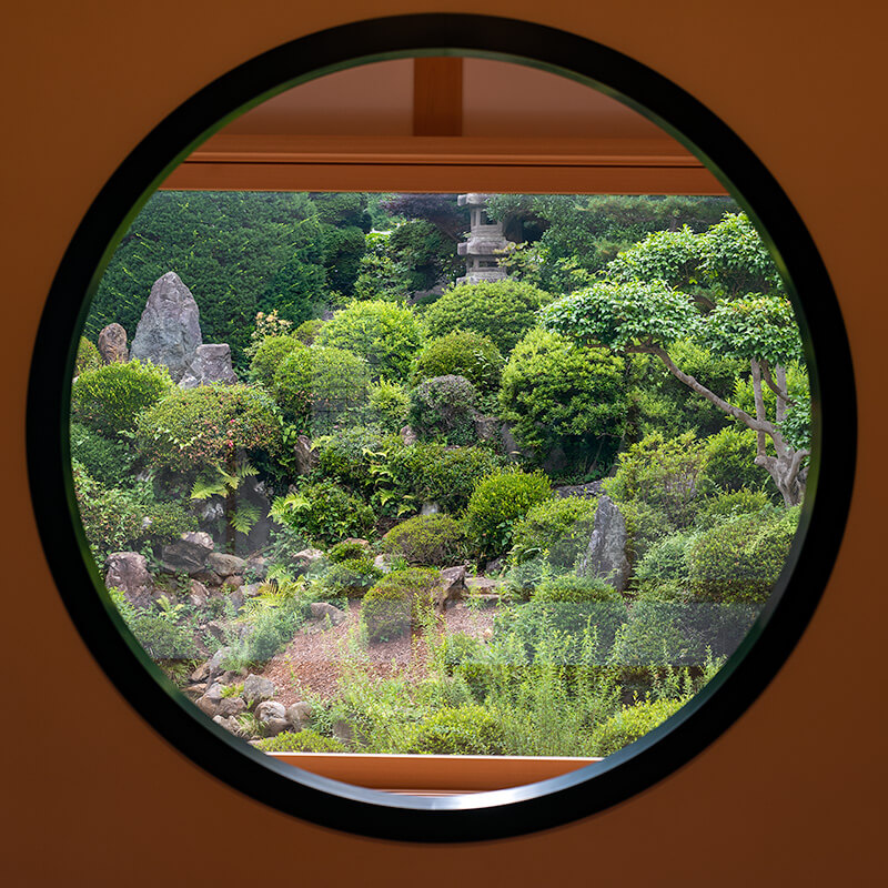 丸窓
