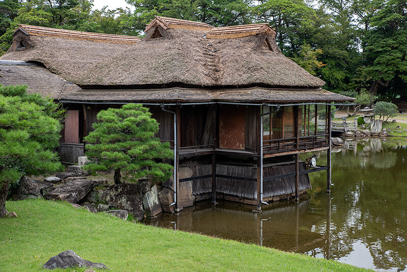 臨池閣(八景亭)