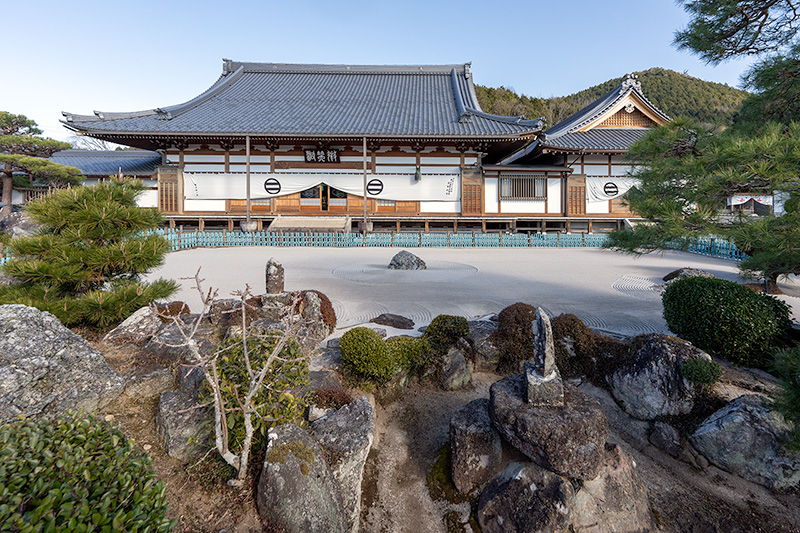 三十三石の枯山水