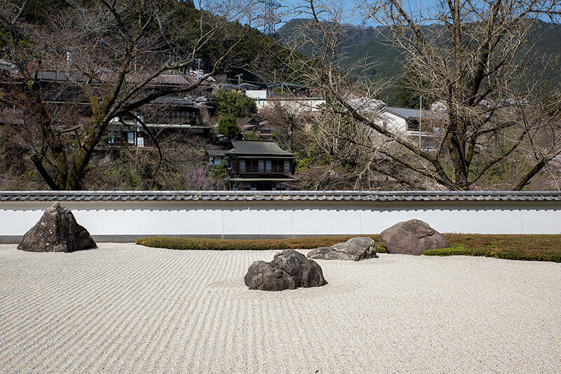 玉堂美術館の枯山水