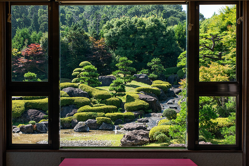 玉翠園の額縁庭園