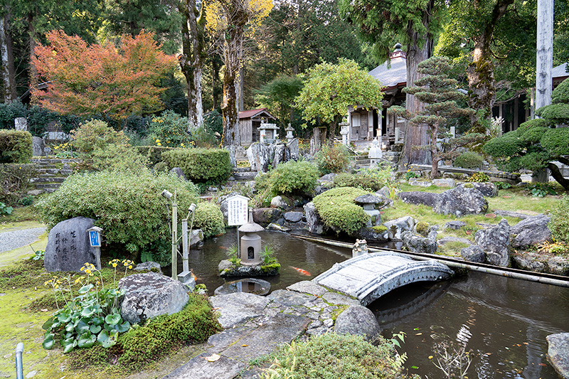 池泉回遊式庭園
