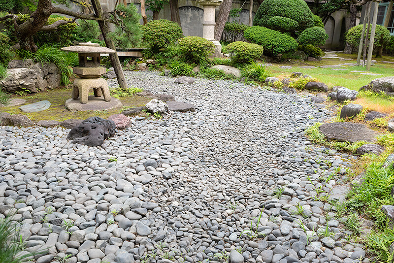 阿賀の黒石