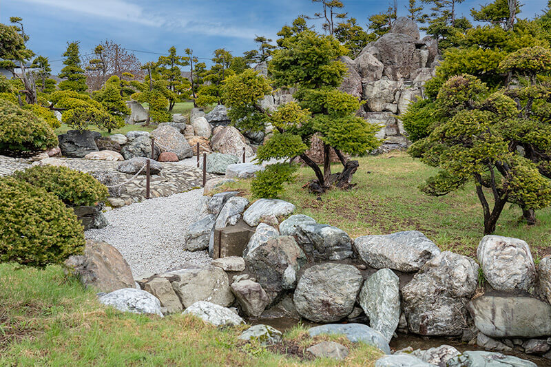枯山水と流れの分岐点