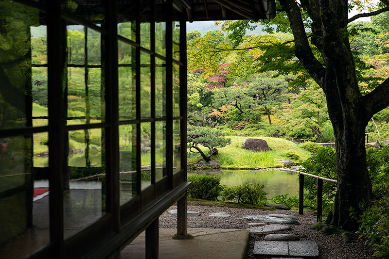 依水園「後園」　氷心亭