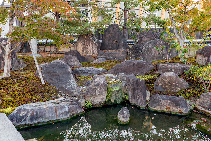池泉回遊式庭園