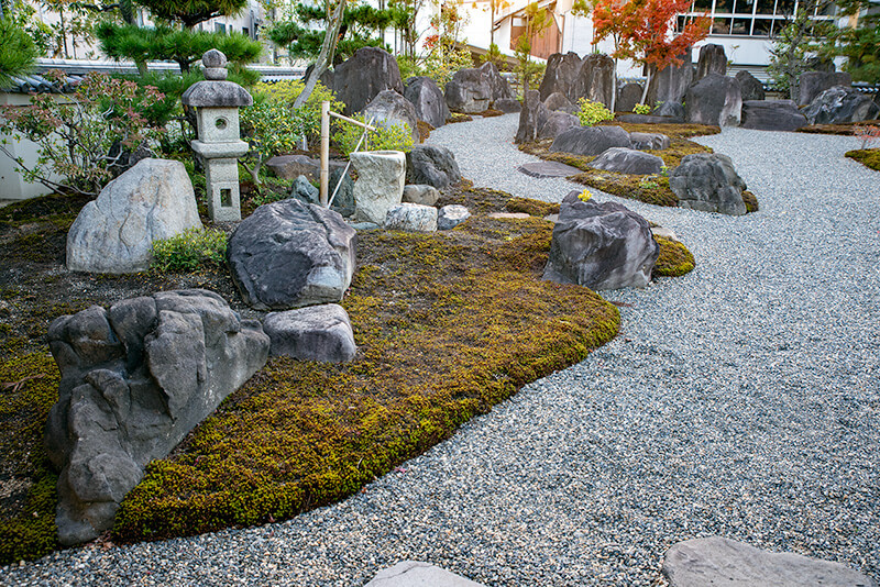 池泉回遊式庭園