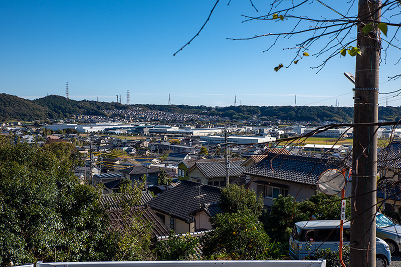 実相寺は高台にある