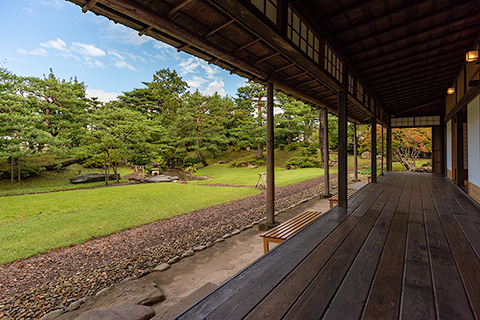 如斯亭（佐竹氏別邸庭園）