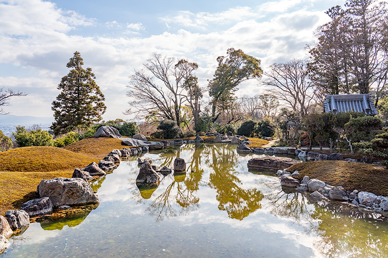 池泉回遊式庭園