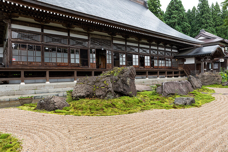 石庭「臥龍の庭」