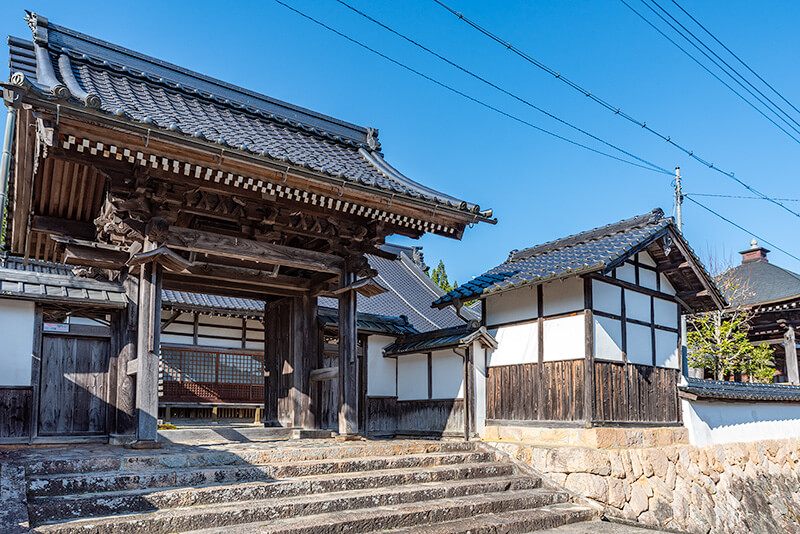 観音寺　山門