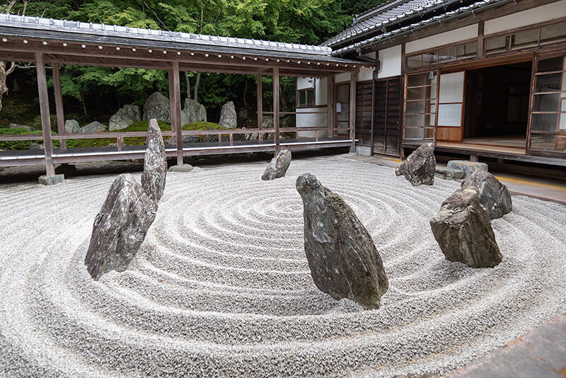地蔵遊化の庭