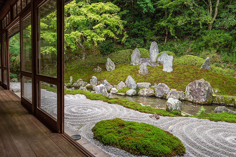 九山八海の庭