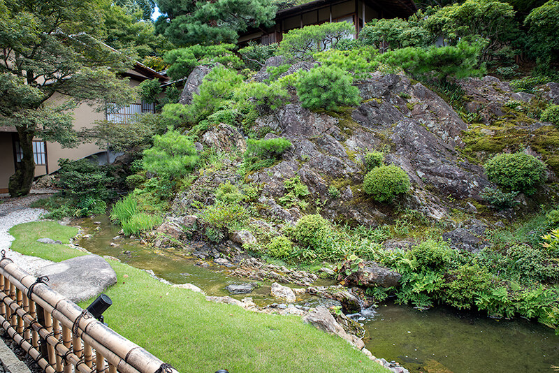 佳水園庭園