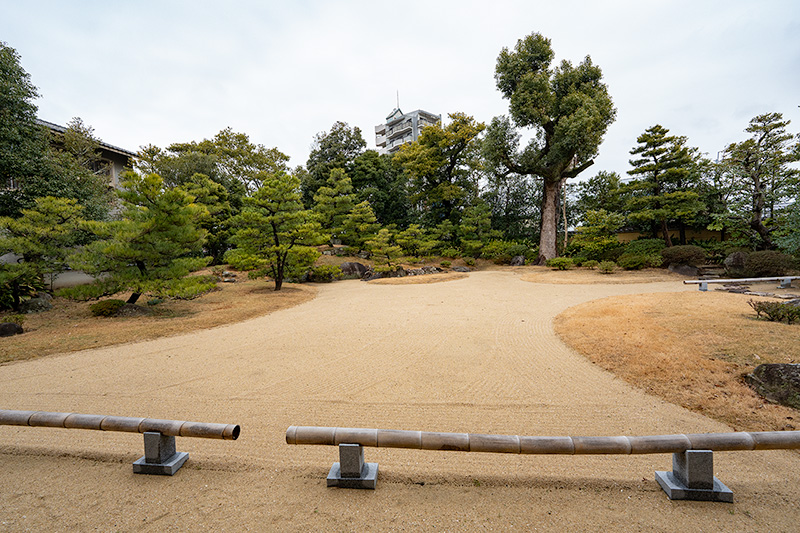 舞鶴園