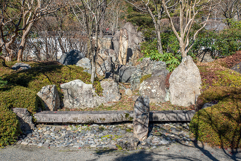 昇龍の庭　龍門瀑