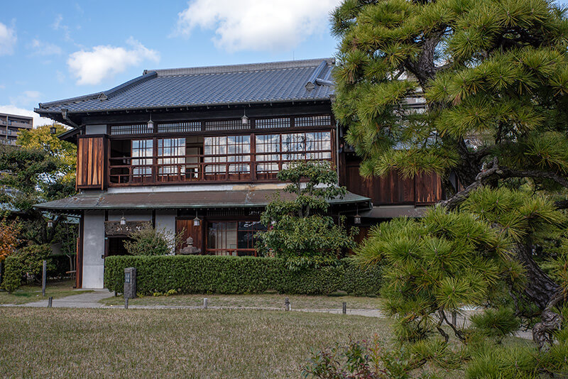 翠松閣
