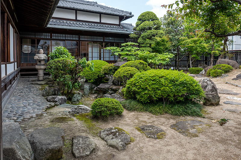 旧古賀銀行頭取の邸宅