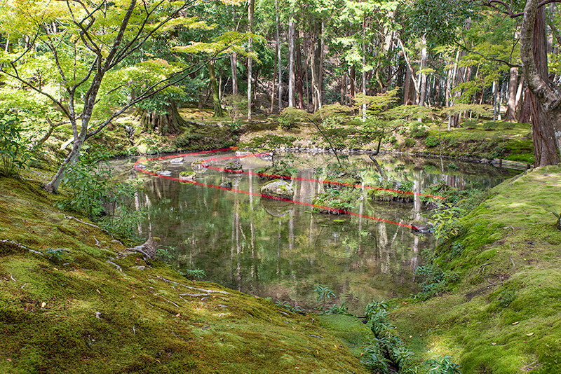 西芳寺庭園(苔寺)の夜泊石