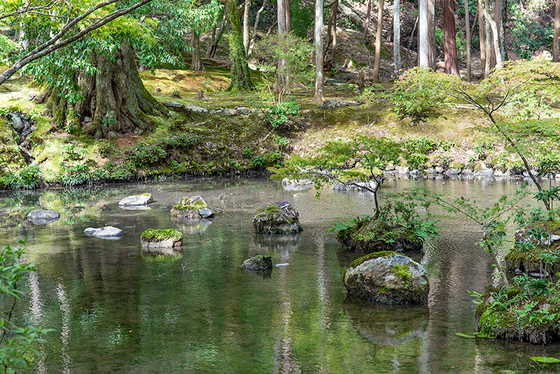 重森三玲の夜泊石説