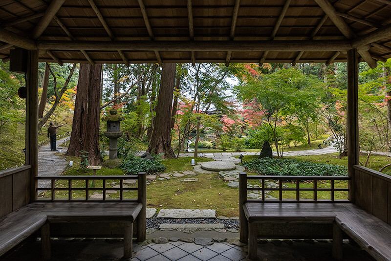 東屋
