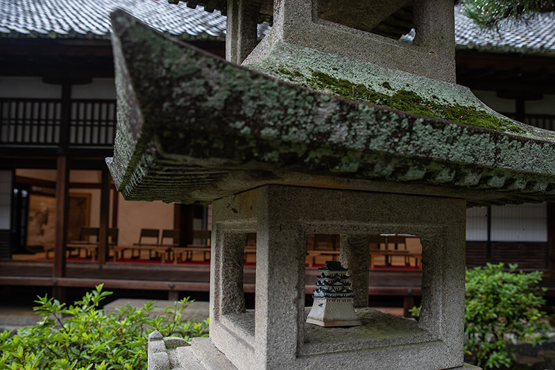 興聖寺　石造多層塔