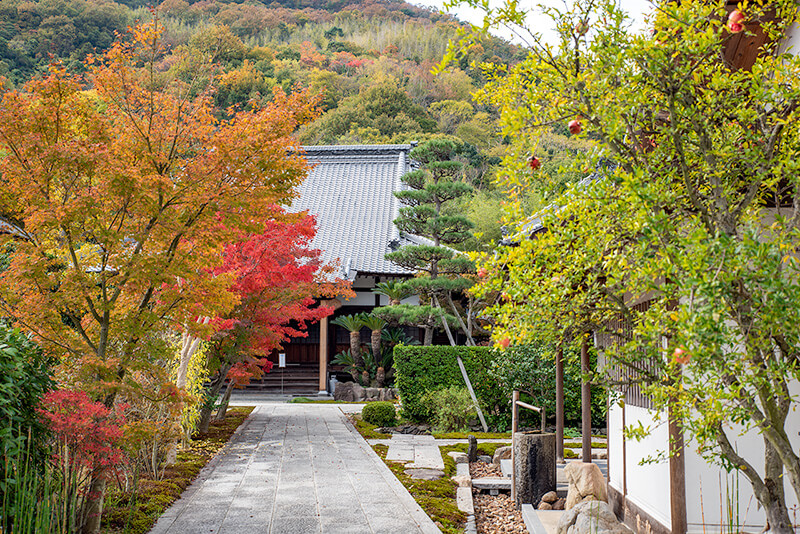 興願寺　本堂