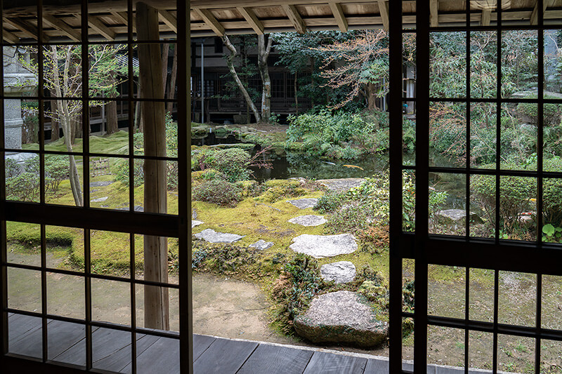 七卿潜居の間からの眺め