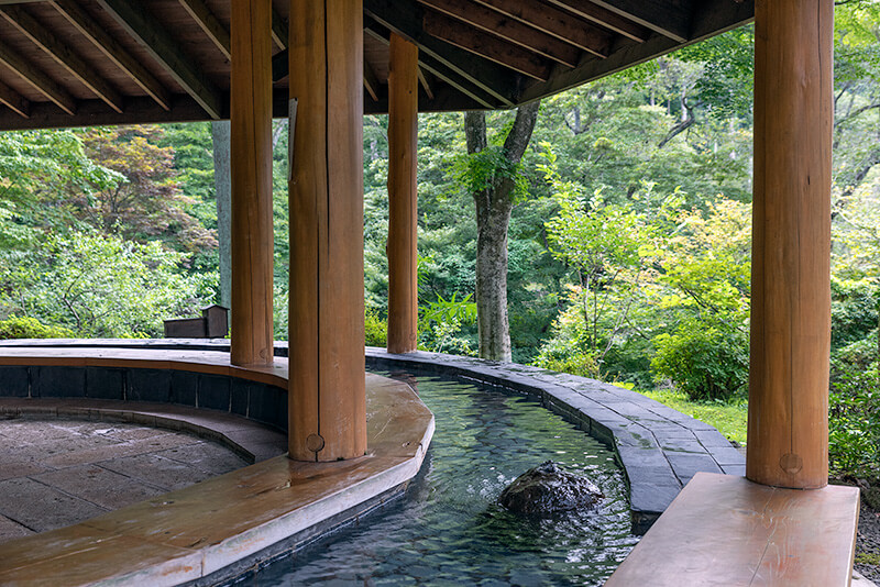 やかたの湯（足湯）