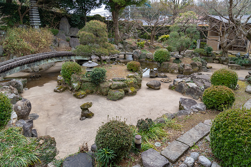 蓬莱式庭園