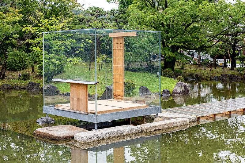 硝子の茶室　聞鳥庵（モンドリアン）