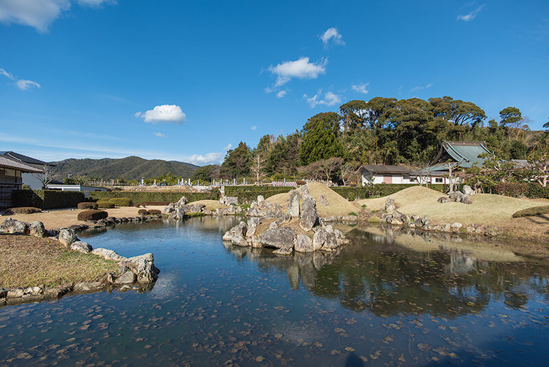 池泉庭園の全景