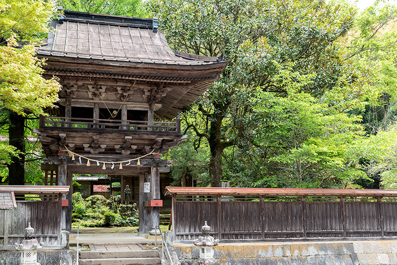満願寺　山門