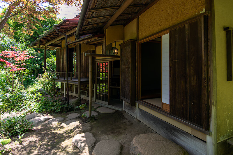 茶室「雨香亭」の外観