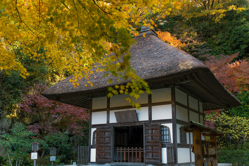 名月院の開山堂
