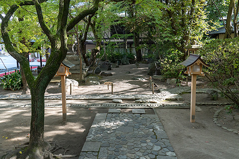 湊川神社